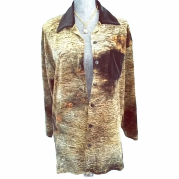 Vintage Tops - Vintage Shirt Velvet Feel Button Down Large Long Sleeves Textured Button Up